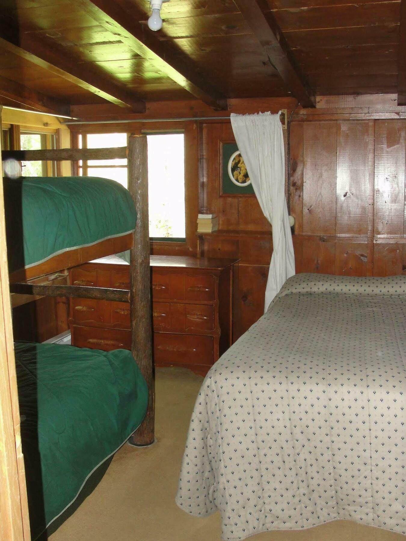 Pine Point Lodge Resort & Motel Crane Lake Экстерьер фото